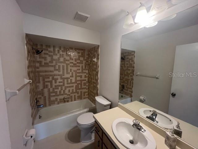 1052 DEER HOLLOW BLVD — photo 13