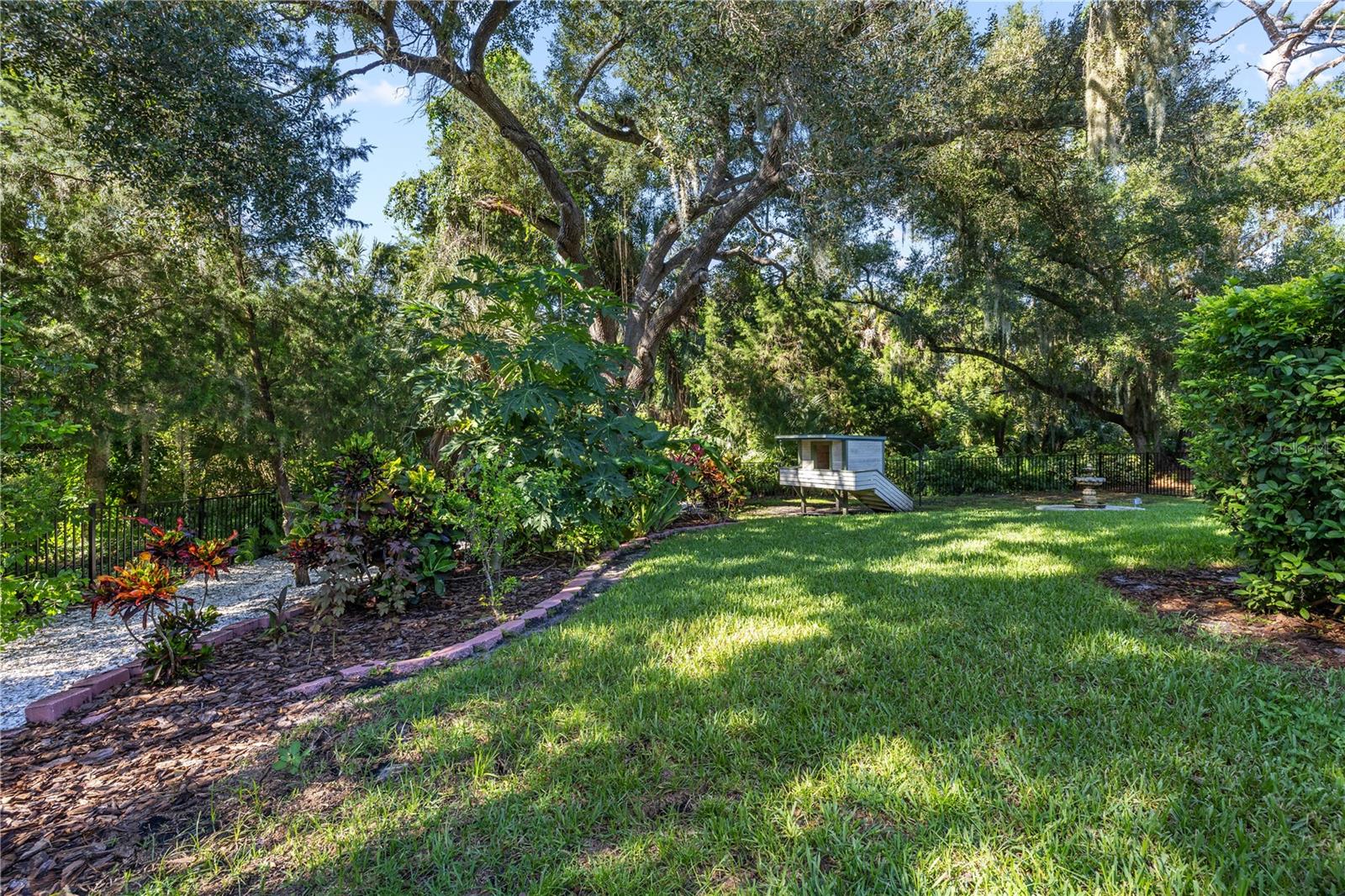 5903 RIVER FOREST CIR — photo 52