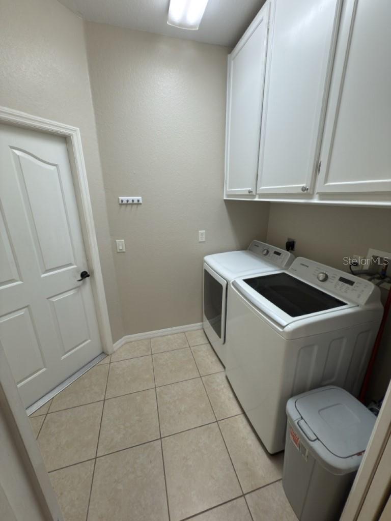4258 MERMELL CIR — photo 6