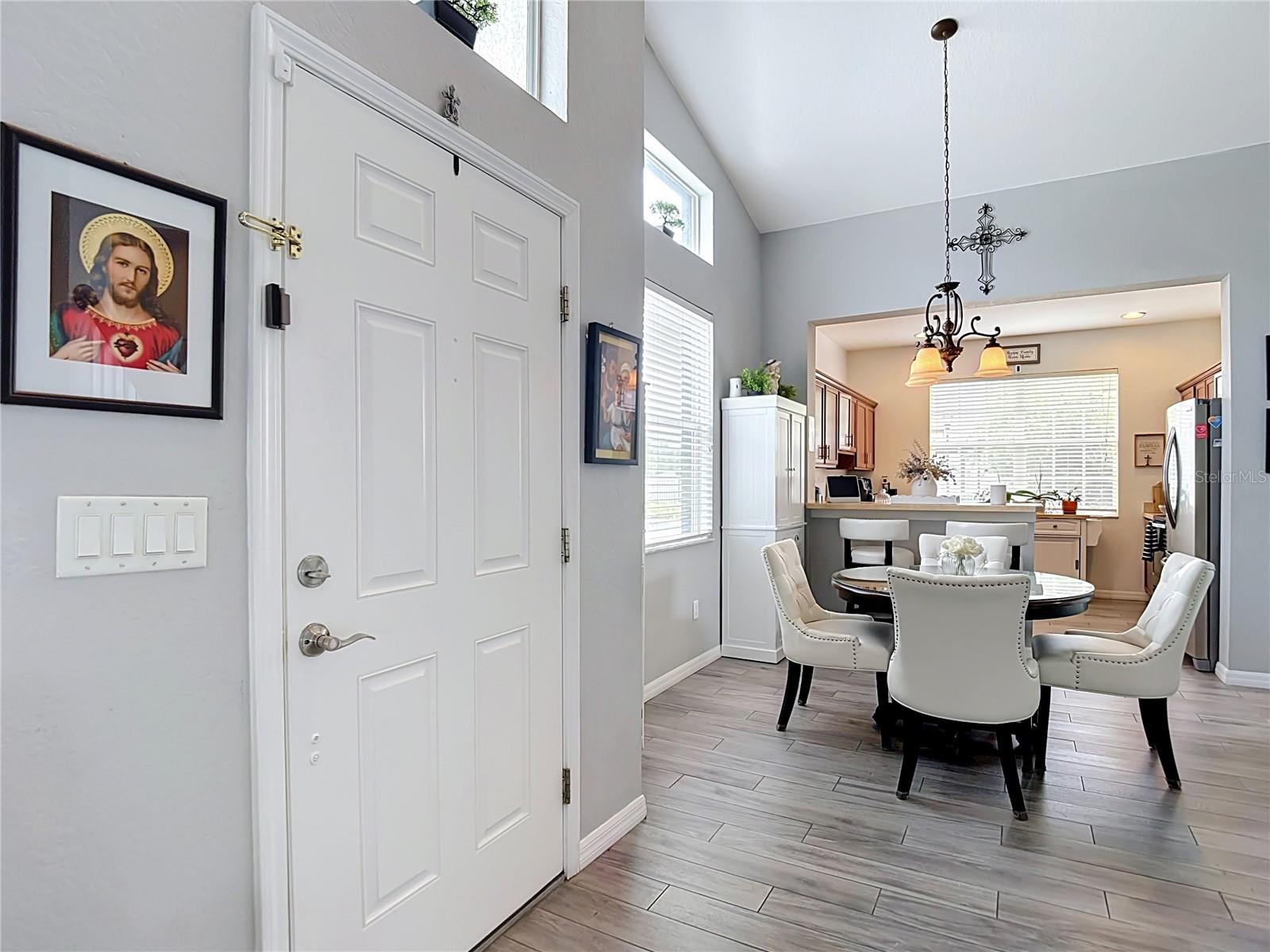 1203 SUMMERGATE DR — photo 16