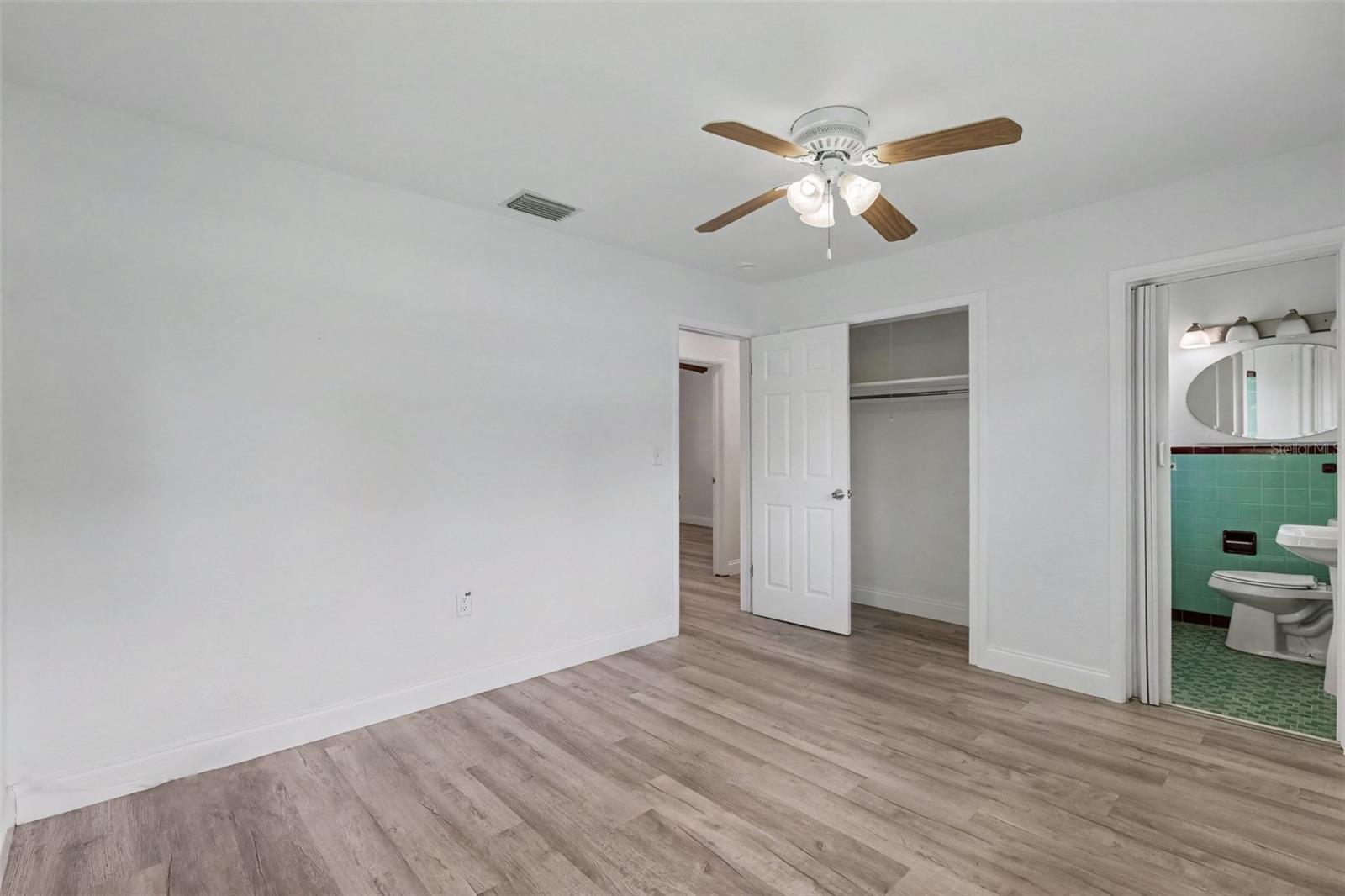 404 E MORGAN ST — photo 14