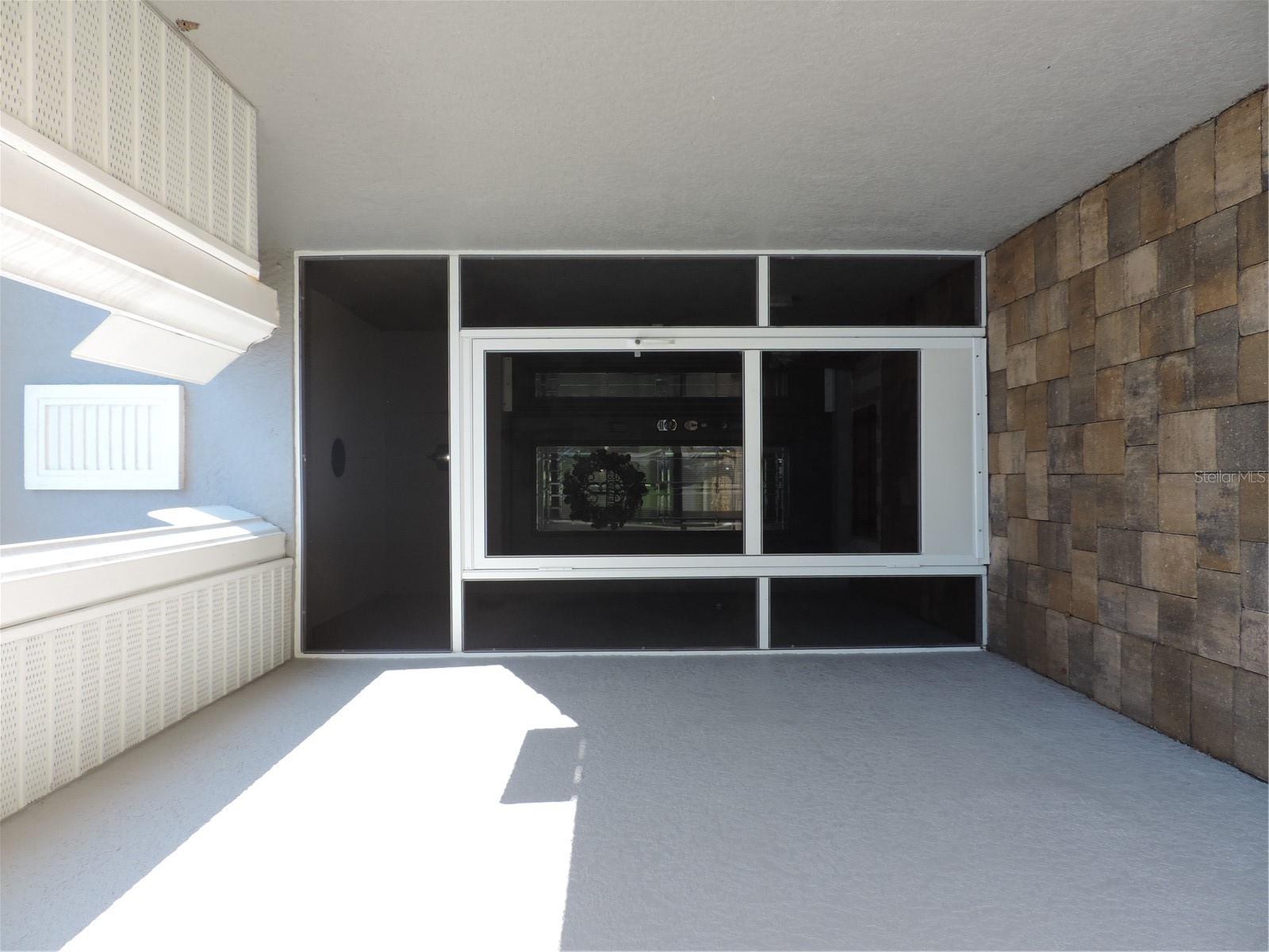 5070 LAYTON DR — photo 22