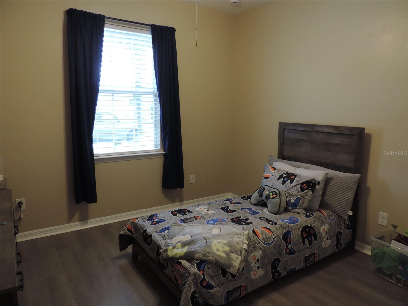 5070 LAYTON DR — photo 18