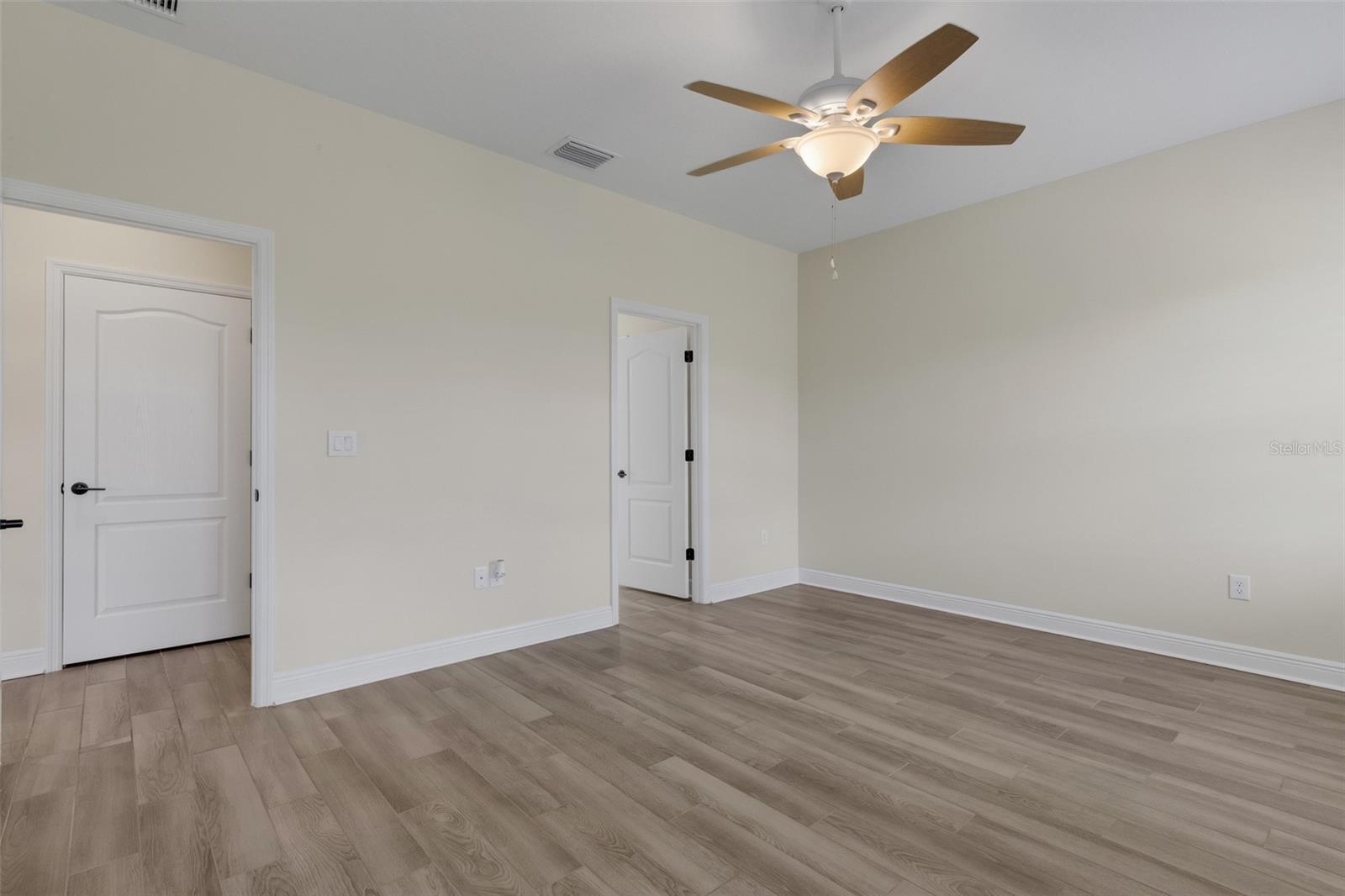 10426 CROOKED CREEK CT — photo 29