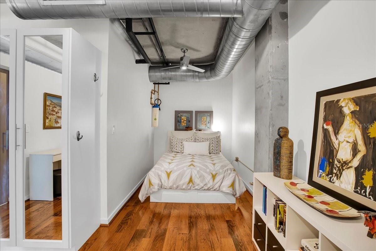 101 S 12TH ST #405 — photo 36