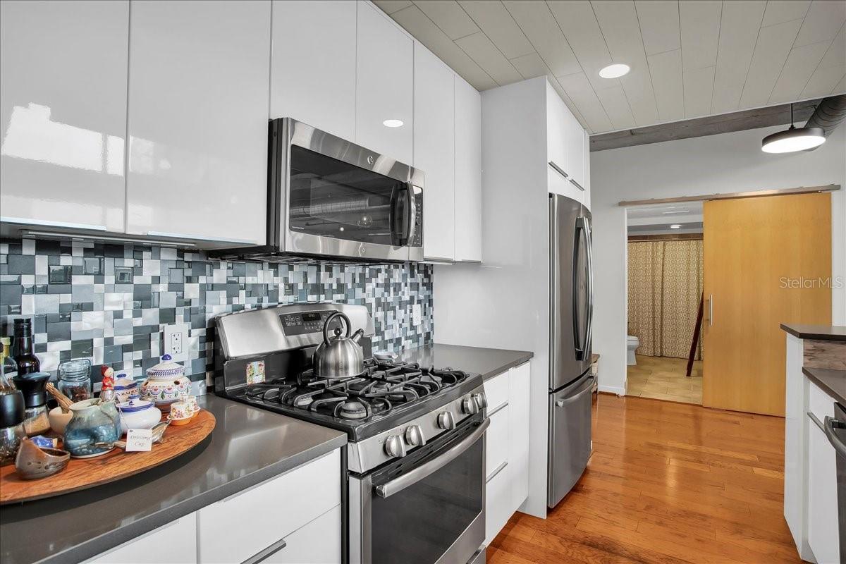 101 S 12TH ST #405 — photo 7