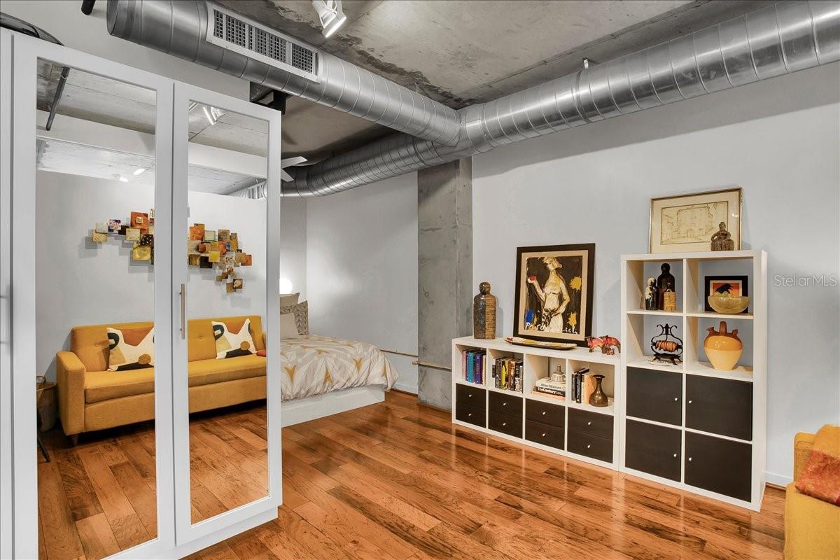 101 S 12TH ST #405 — photo 34