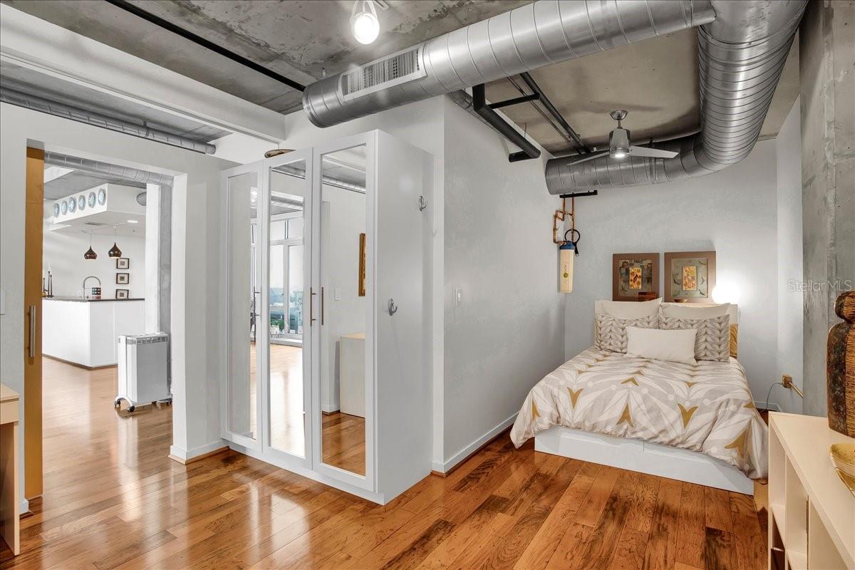 101 S 12TH ST #405 — photo 35