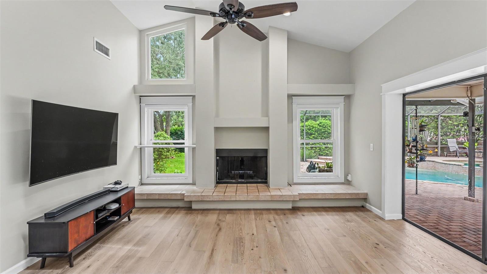 2712 LAUREL OAK DR — photo 12