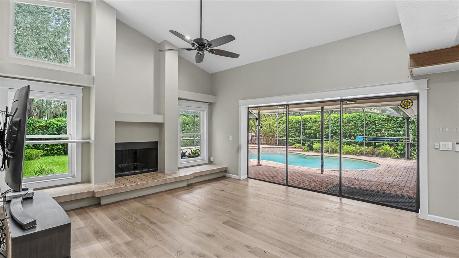 2712 LAUREL OAK DR — photo 11