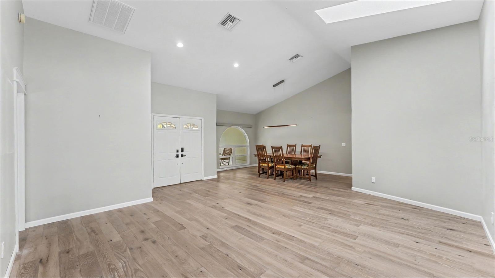 2712 LAUREL OAK DR — photo 18
