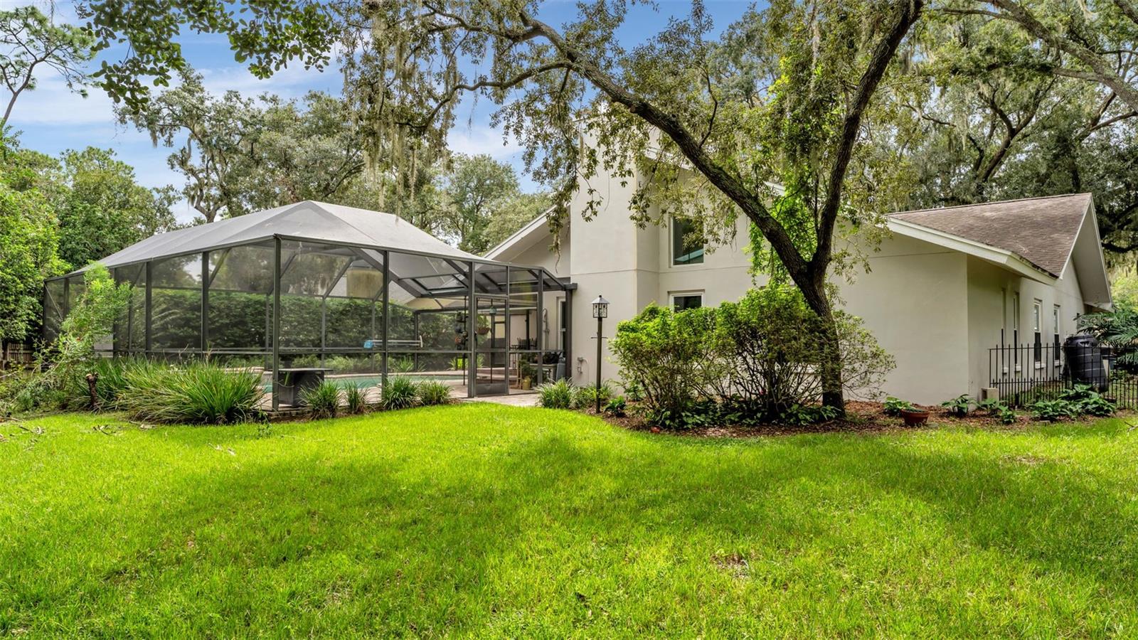 2712 LAUREL OAK DR — photo 38