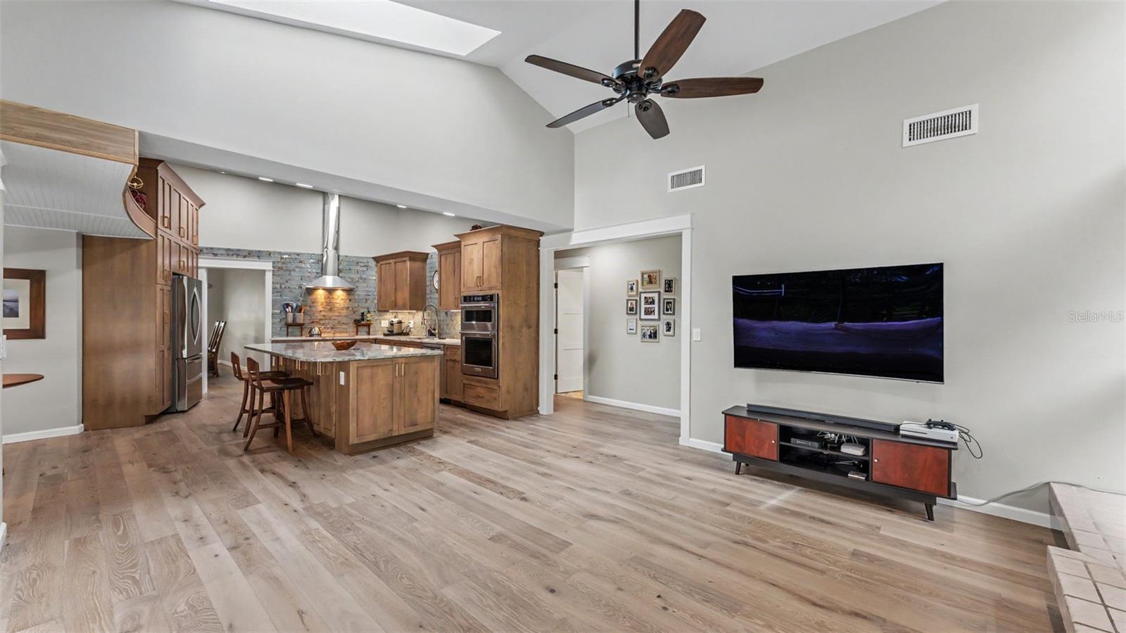 2712 LAUREL OAK DR — photo 13