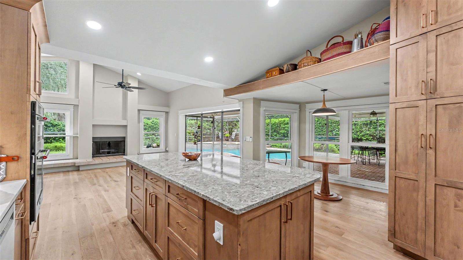 2712 LAUREL OAK DR — photo 5