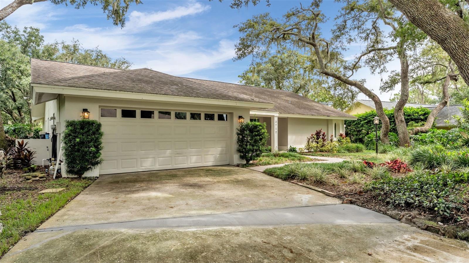 2712 LAUREL OAK DR — photo 37