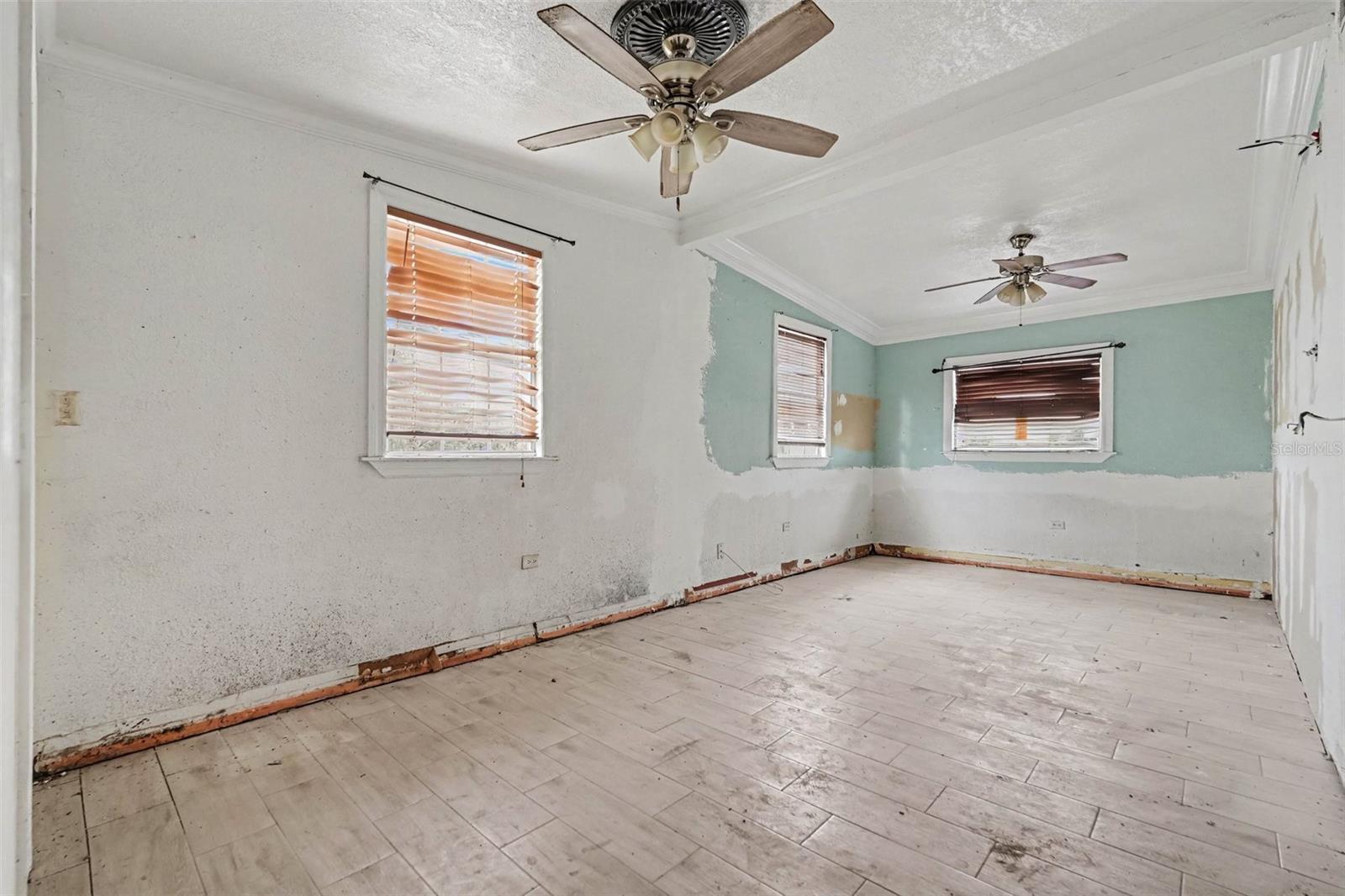 10925 N FLORENCE AVE — photo 13