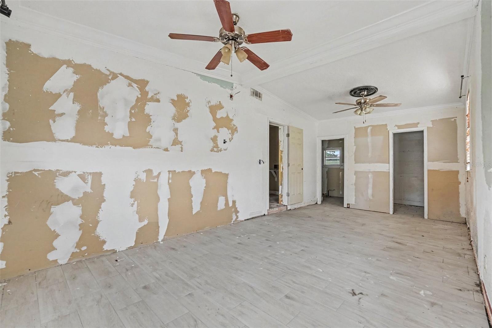 10925 N FLORENCE AVE — photo 14