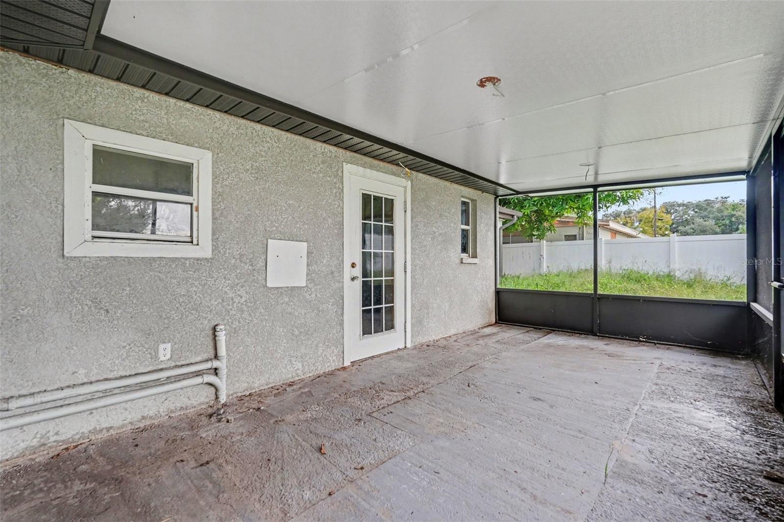 10925 N FLORENCE AVE — photo 22