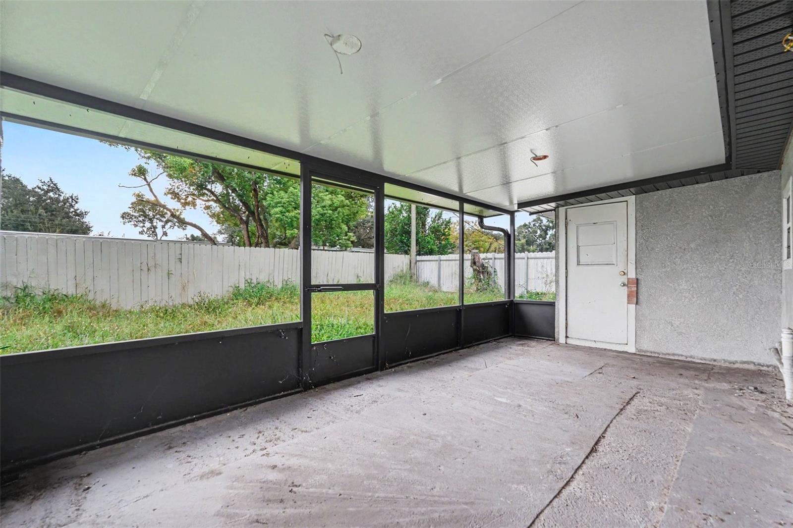 10925 N FLORENCE AVE — photo 23