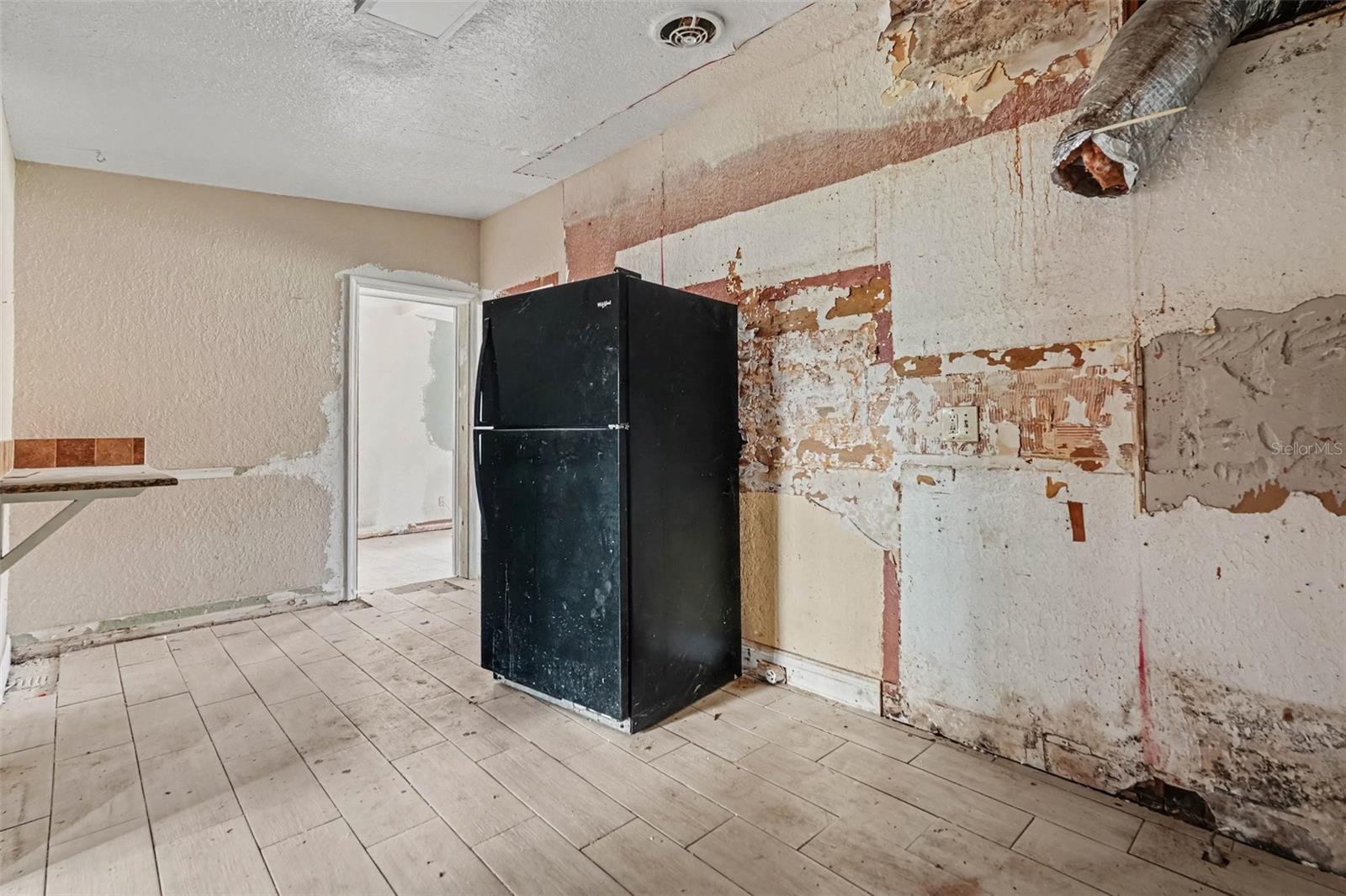 10925 N FLORENCE AVE — photo 11