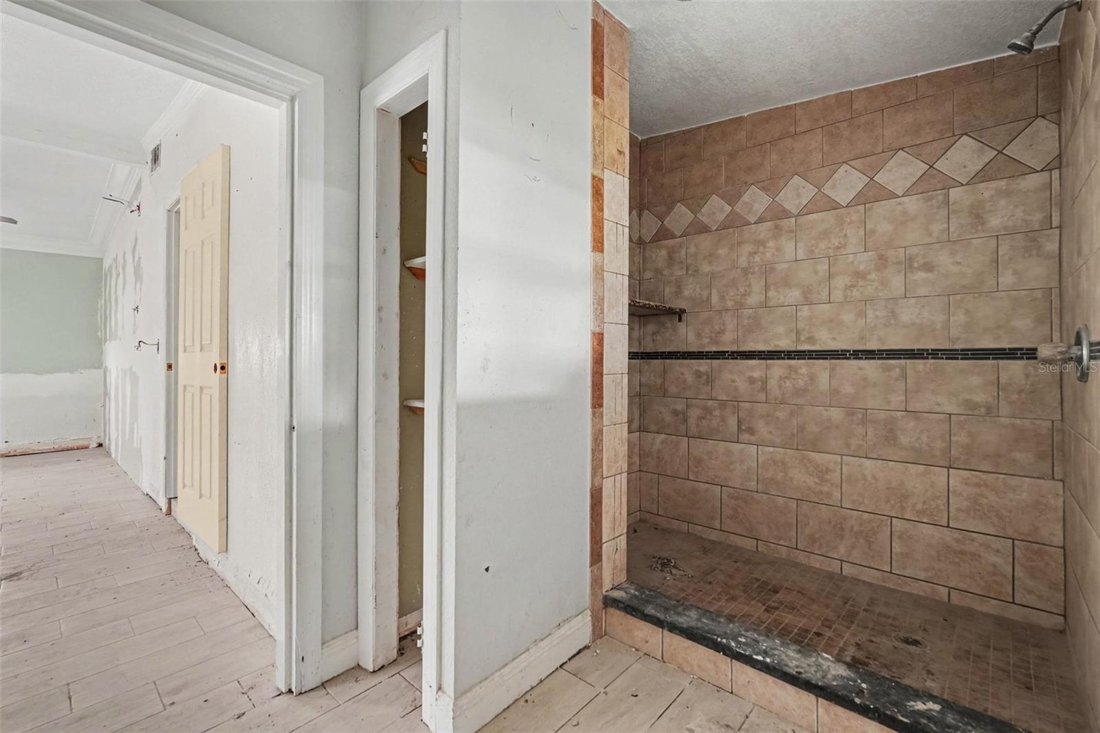 10925 N FLORENCE AVE — photo 15