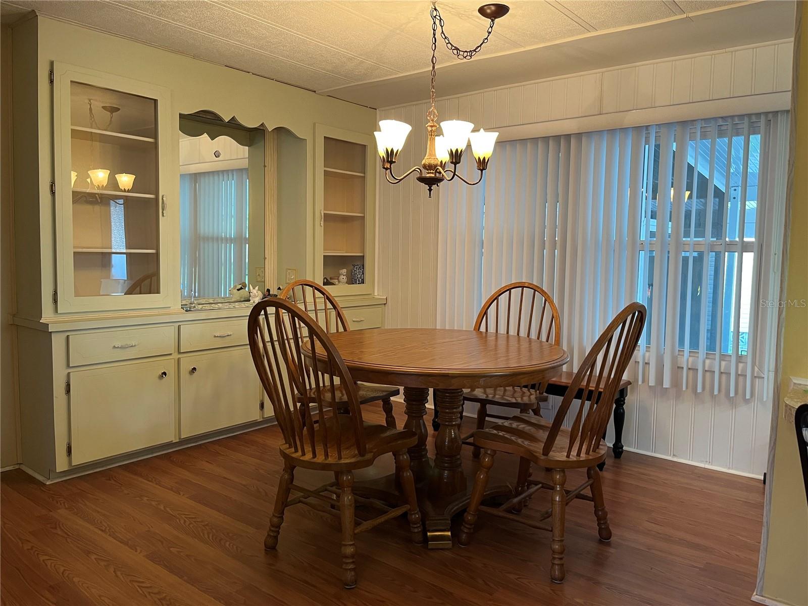 804 CERVINA DR N — photo 3