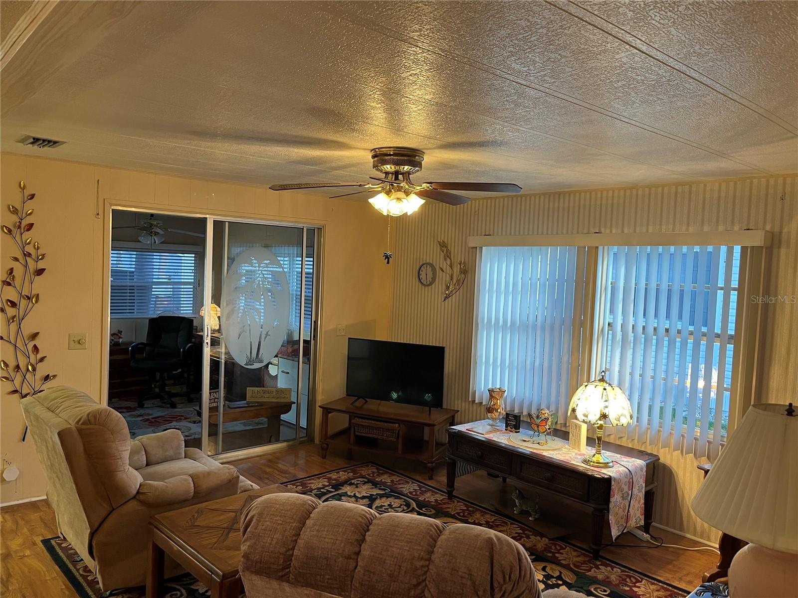 804 CERVINA DR N — photo 5
