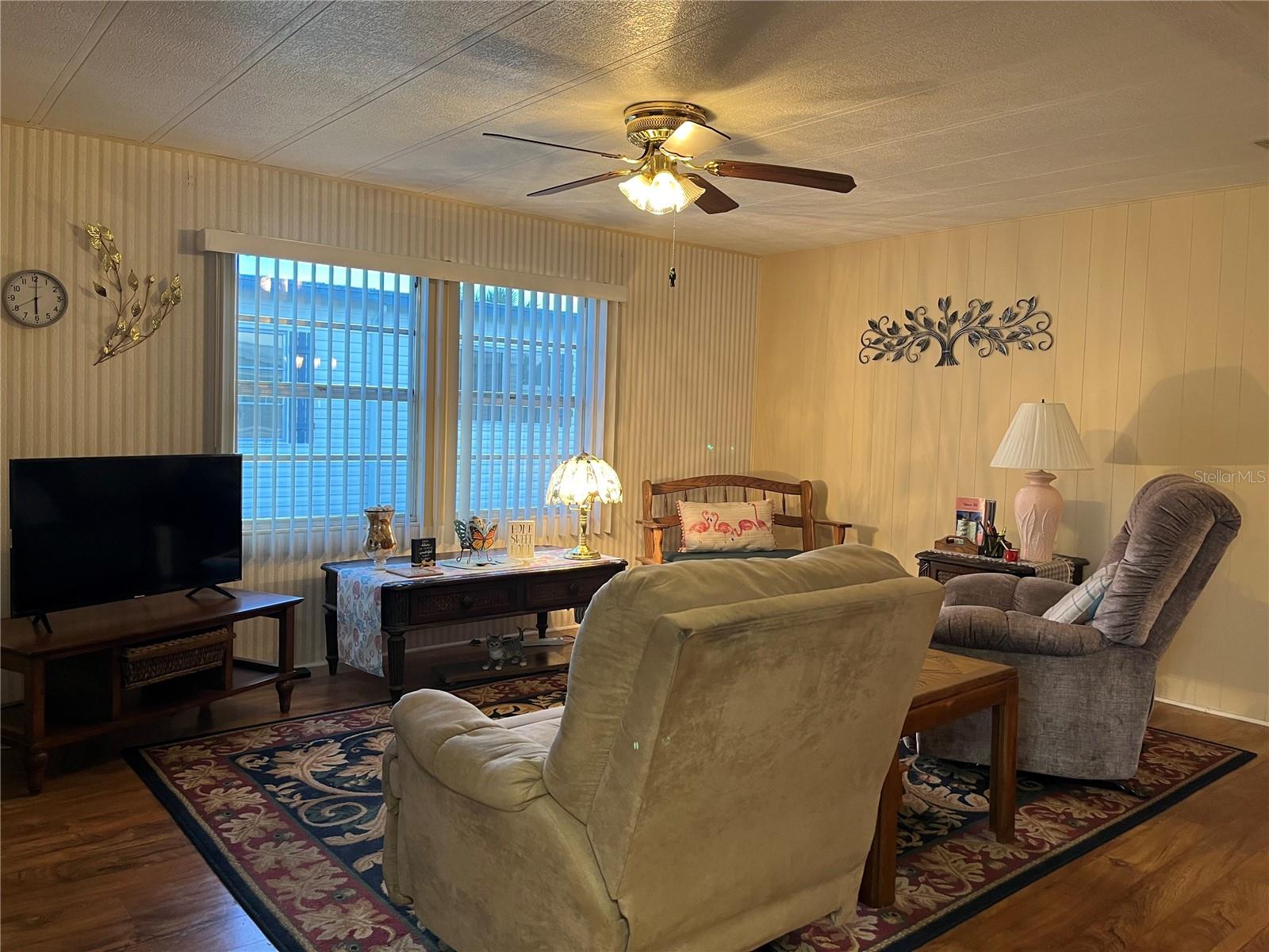 804 CERVINA DR N — photo 4