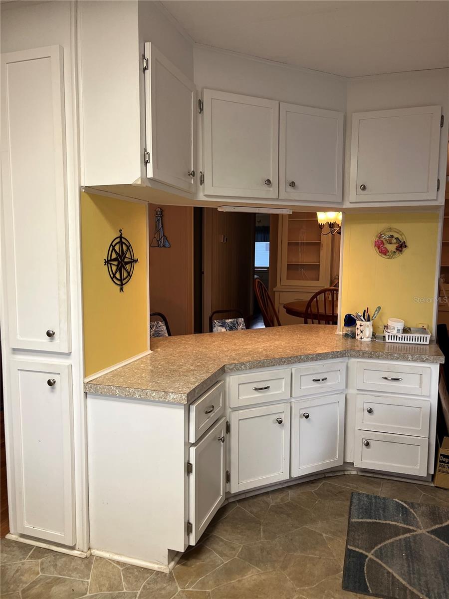 804 CERVINA DR N — photo 21