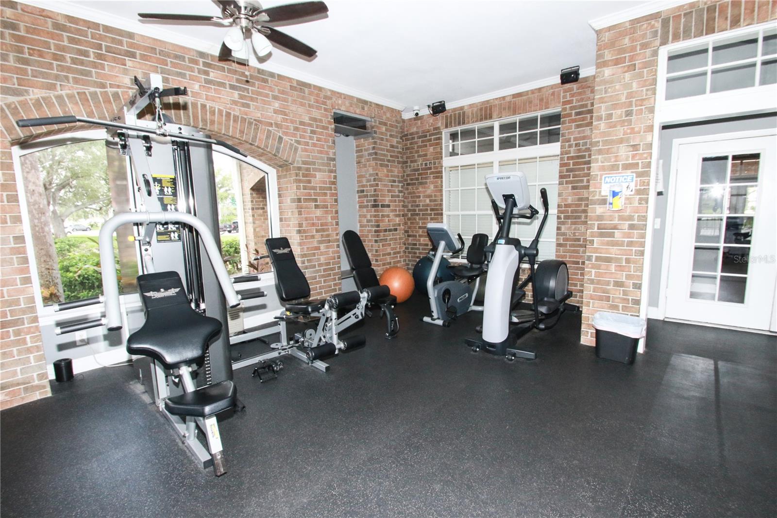10200 GANDY BLVD N #1135 — photo 13