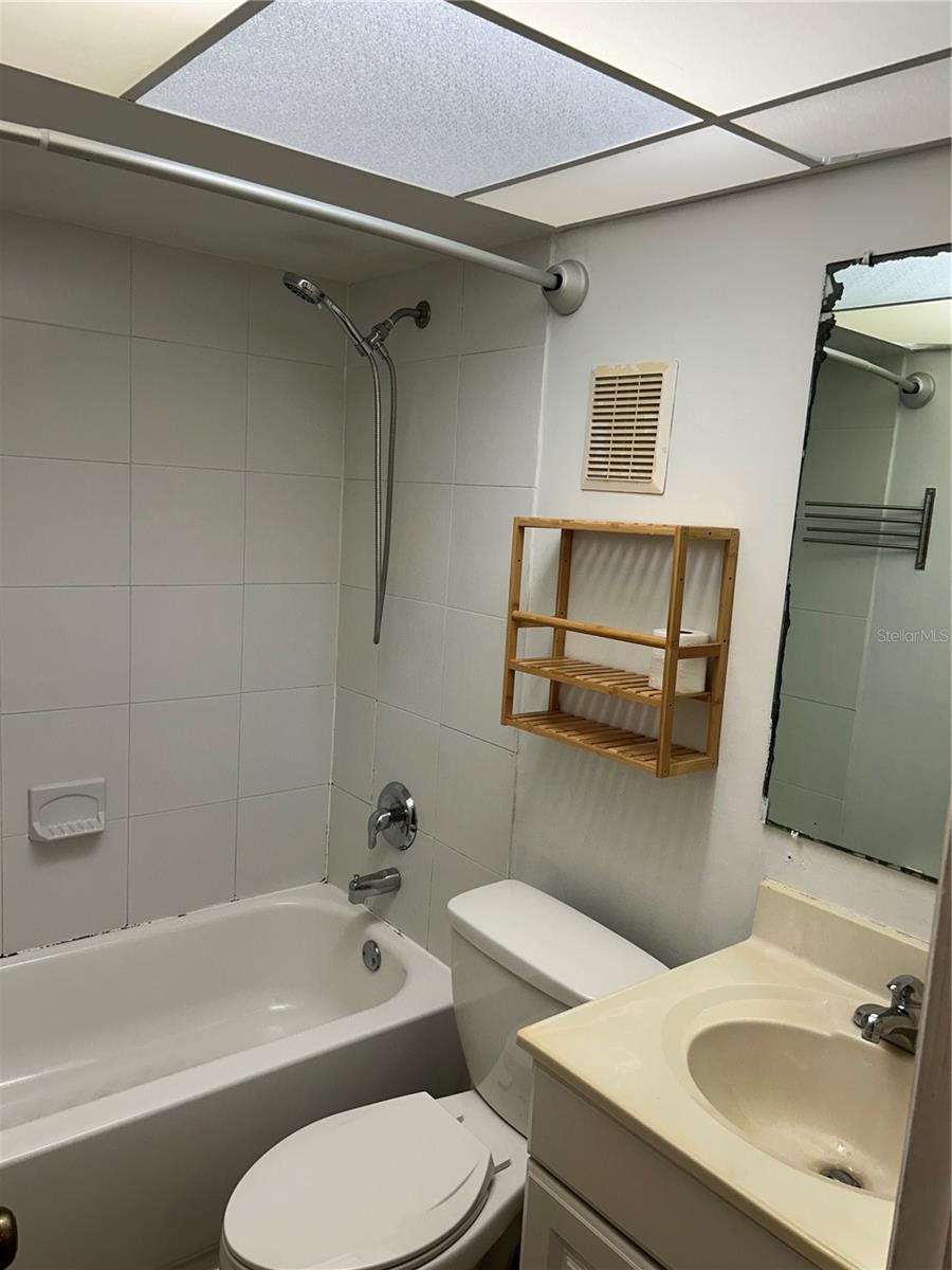 2442 ENTERPRISE RD #5 — photo 15