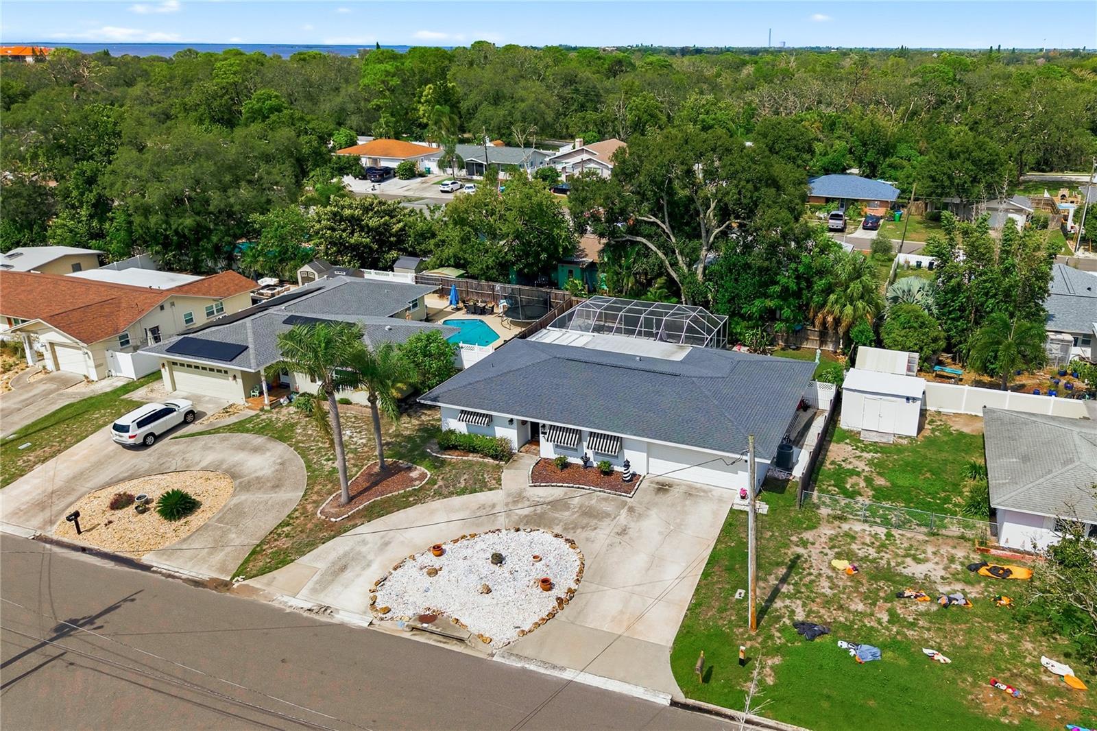 233 WESTWINDS DR — photo 45