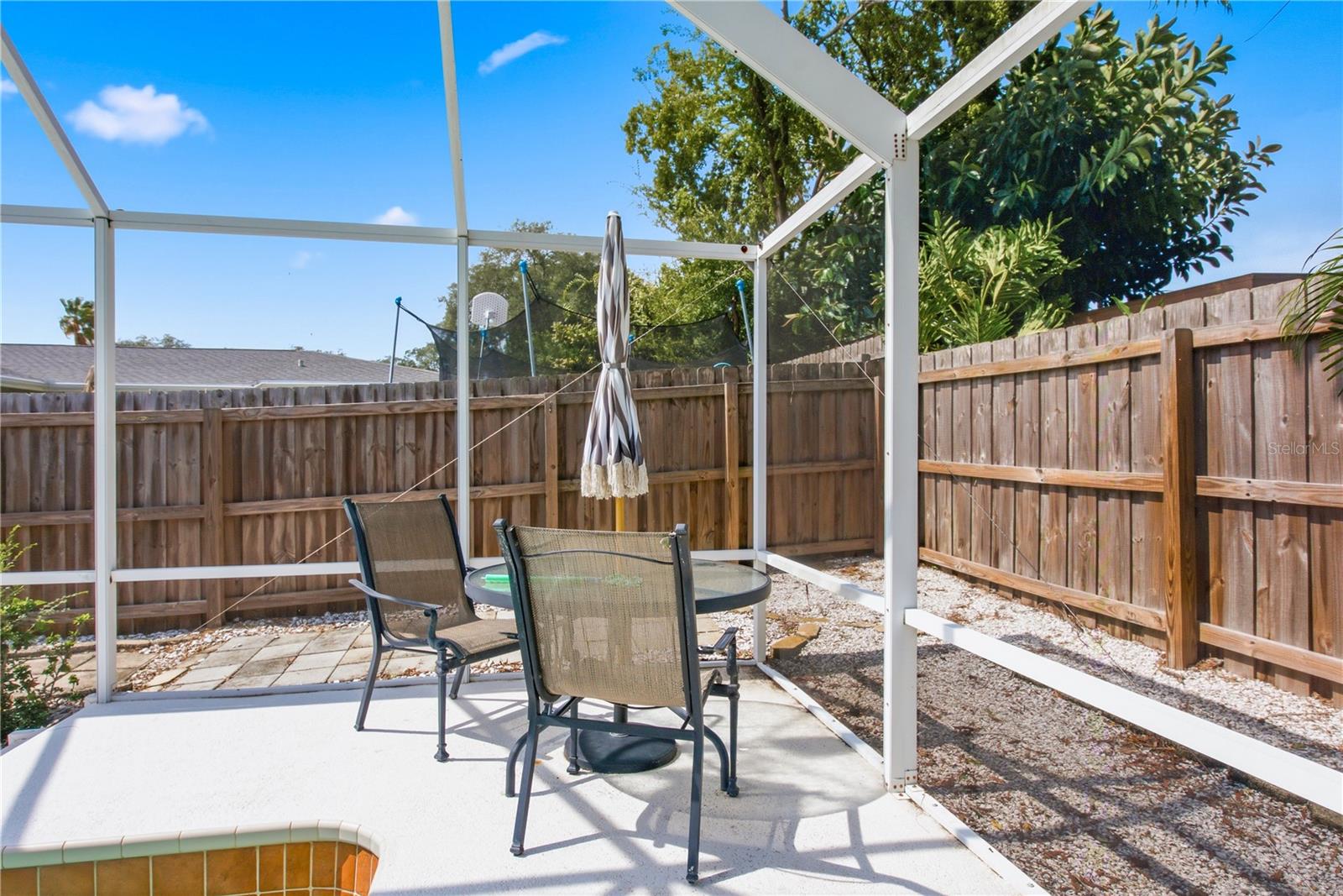 233 WESTWINDS DR — photo 40