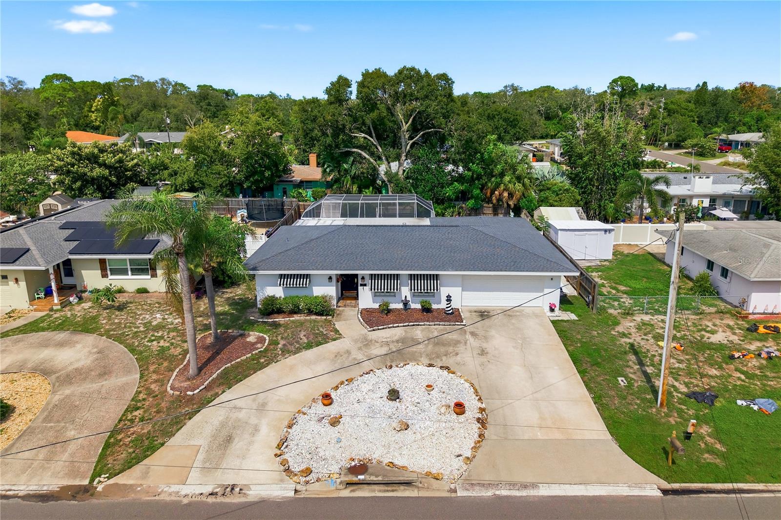 233 WESTWINDS DR — photo 44
