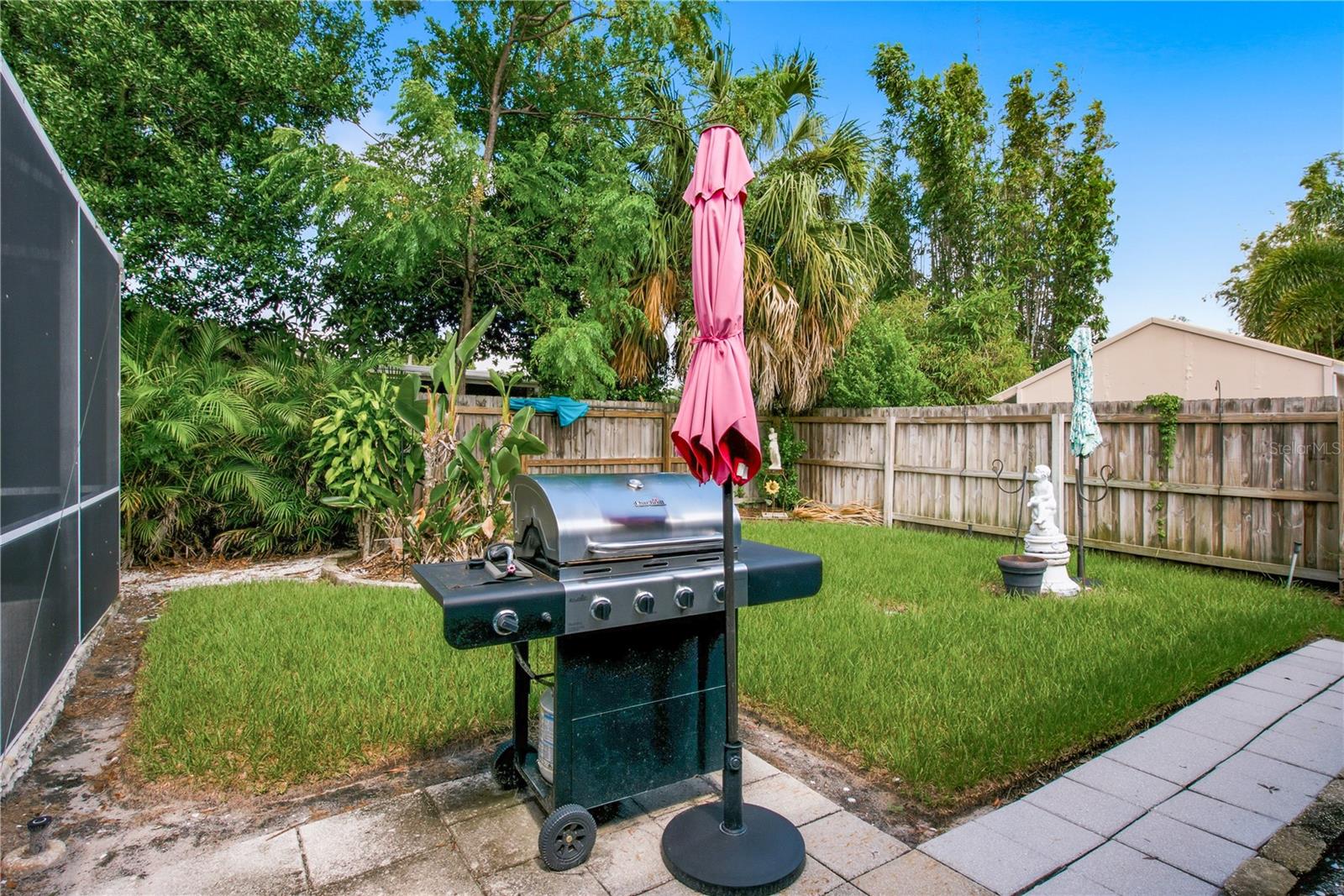 233 WESTWINDS DR — photo 41