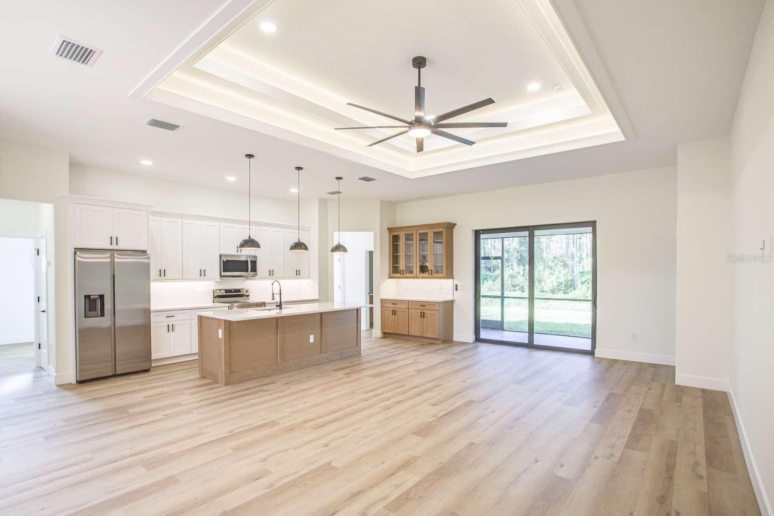 5752 SHAFFER AVE — photo 9