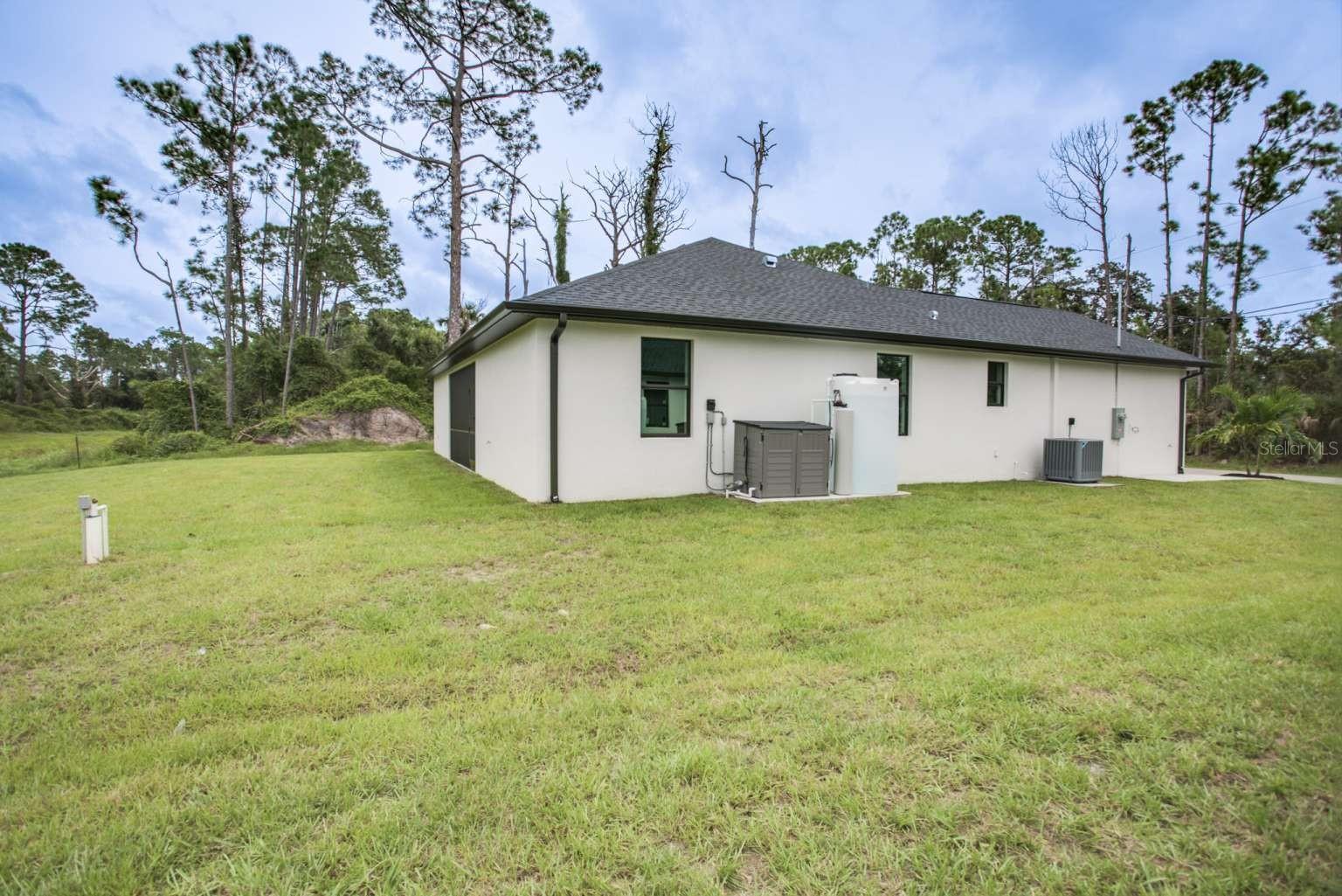 5752 SHAFFER AVE — photo 5