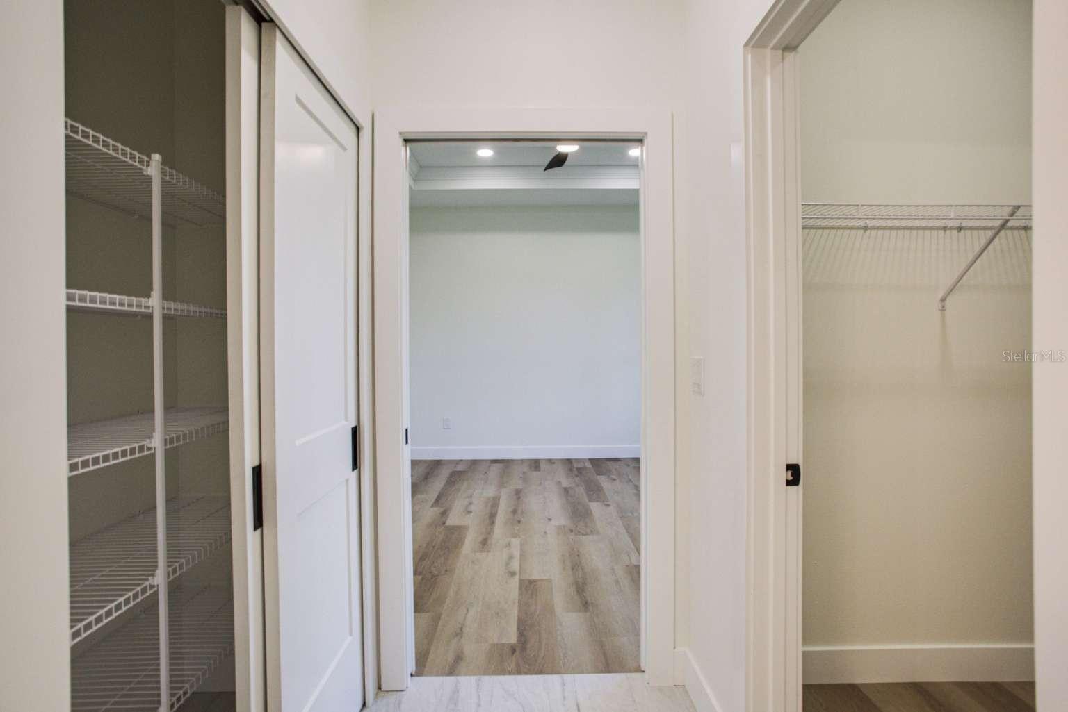 5752 SHAFFER AVE — photo 26