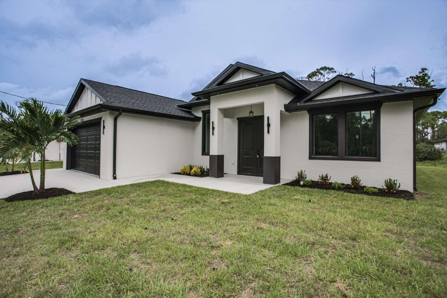 5752 SHAFFER AVE — photo 3