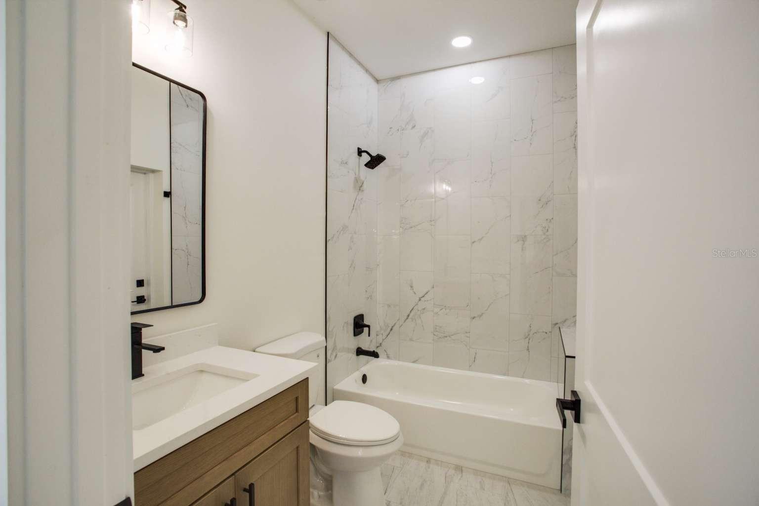 5752 SHAFFER AVE — photo 34