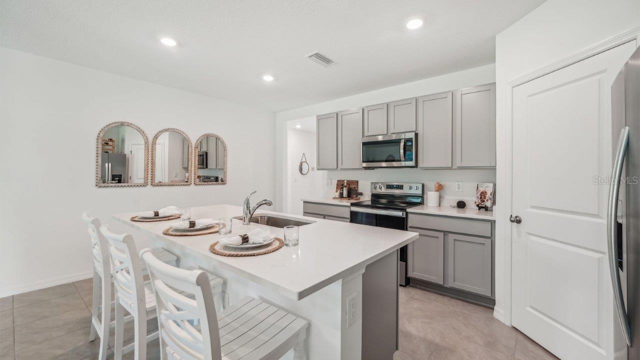 7650 WHEAT STONE DR — photo 6
