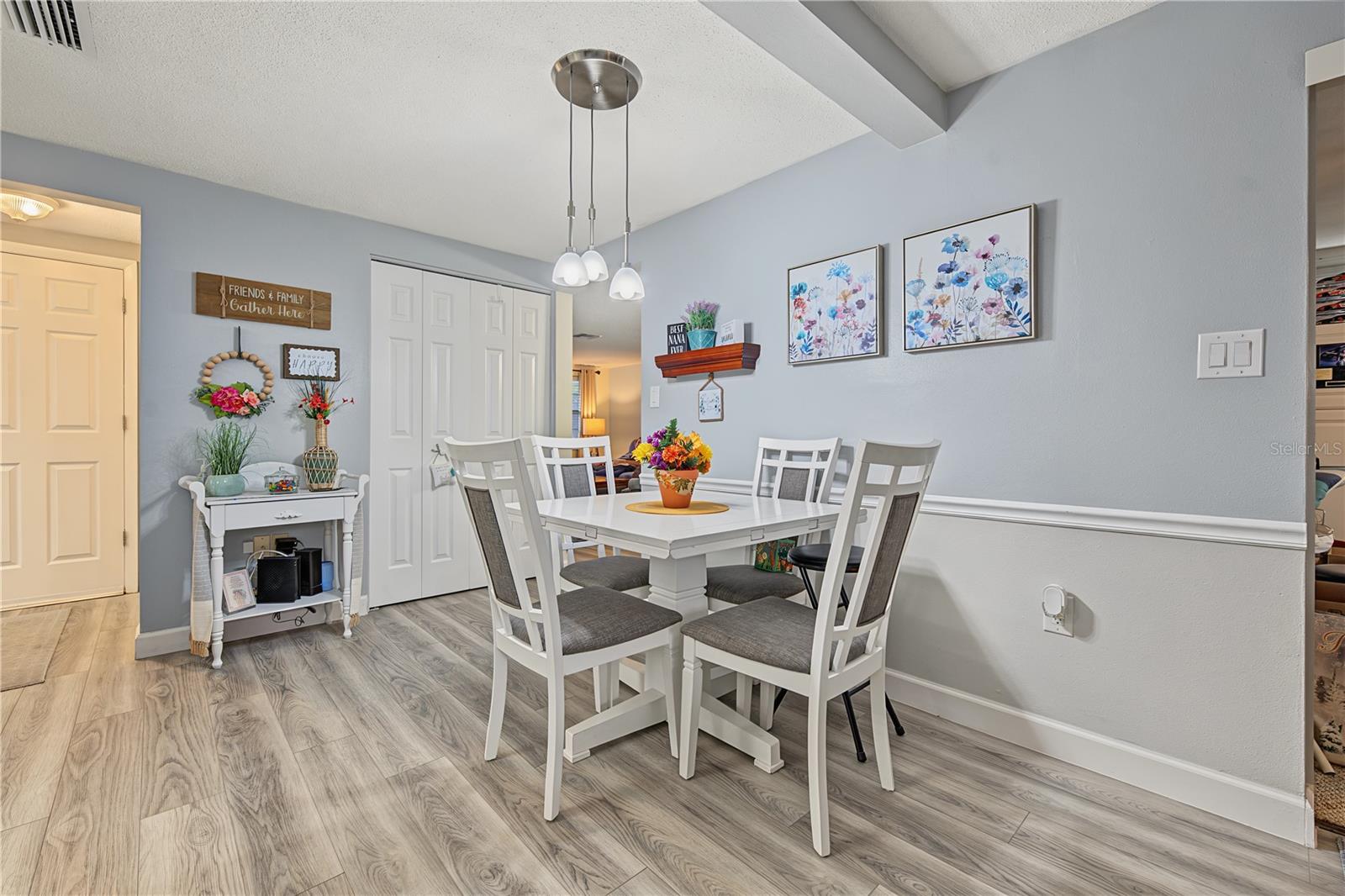 7512 HOLLY LAKE LN — photo 14