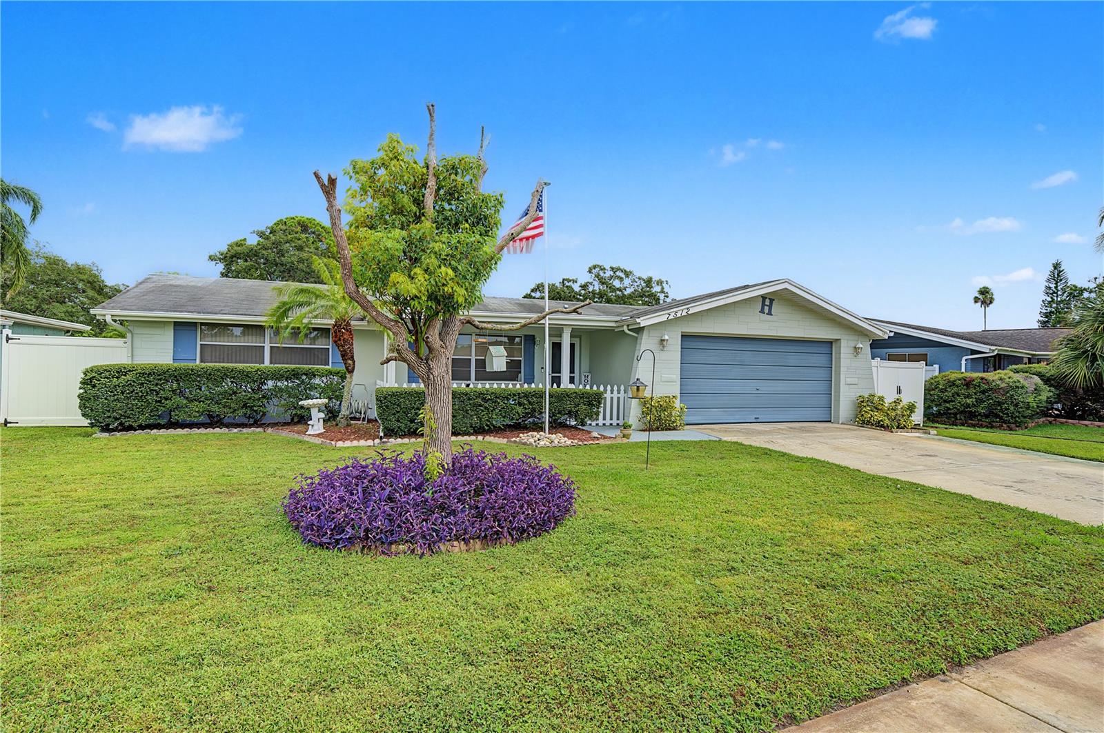 7512 HOLLY LAKE LN — photo 30