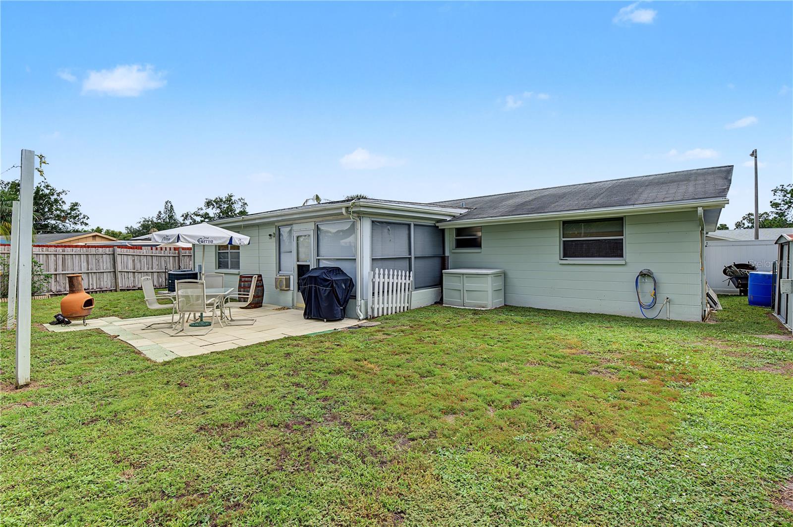 7512 HOLLY LAKE LN — photo 27