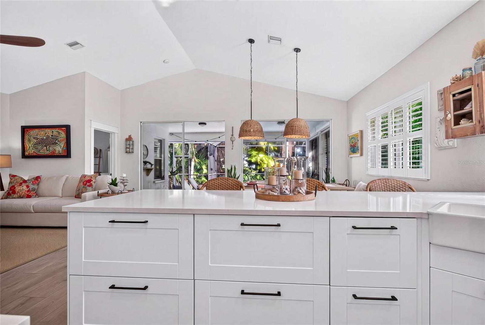 836 CONNEMARA CIR — photo 39