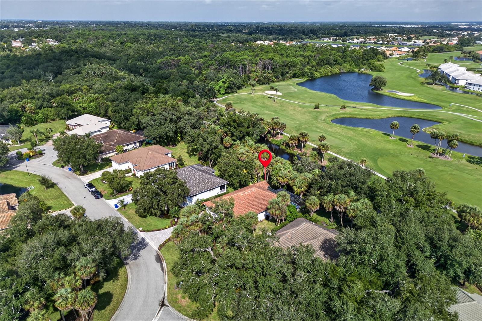 836 CONNEMARA CIR — photo 27