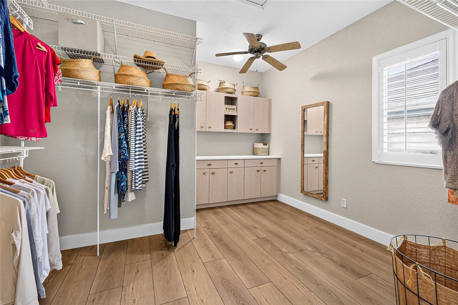 836 CONNEMARA CIR — photo 51