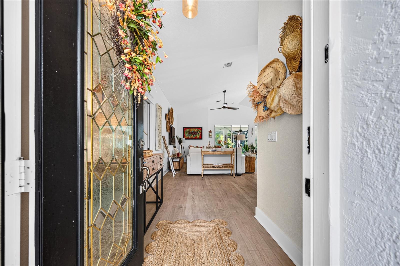 836 CONNEMARA CIR — photo 3