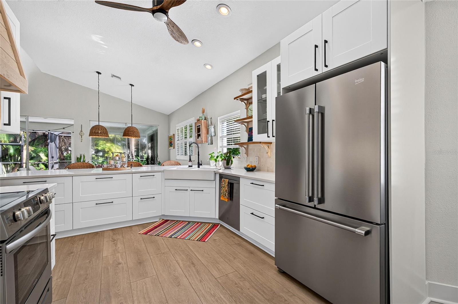 836 CONNEMARA CIR — photo 33