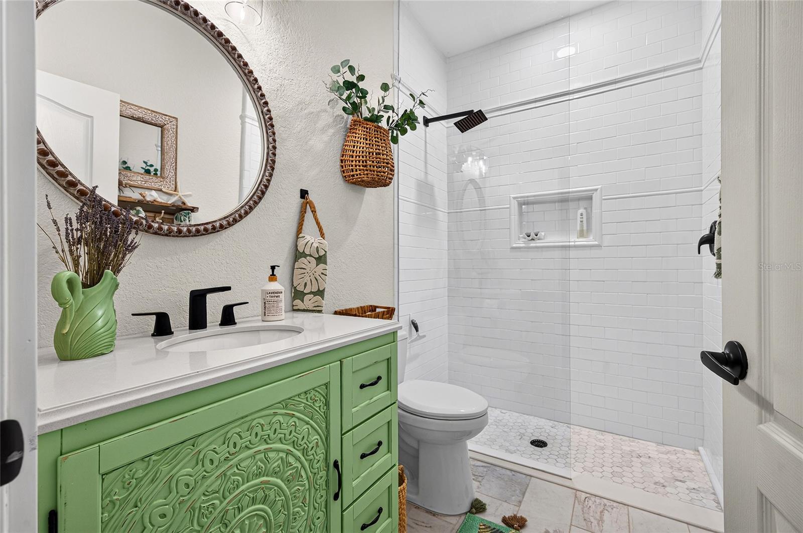 836 CONNEMARA CIR — photo 12